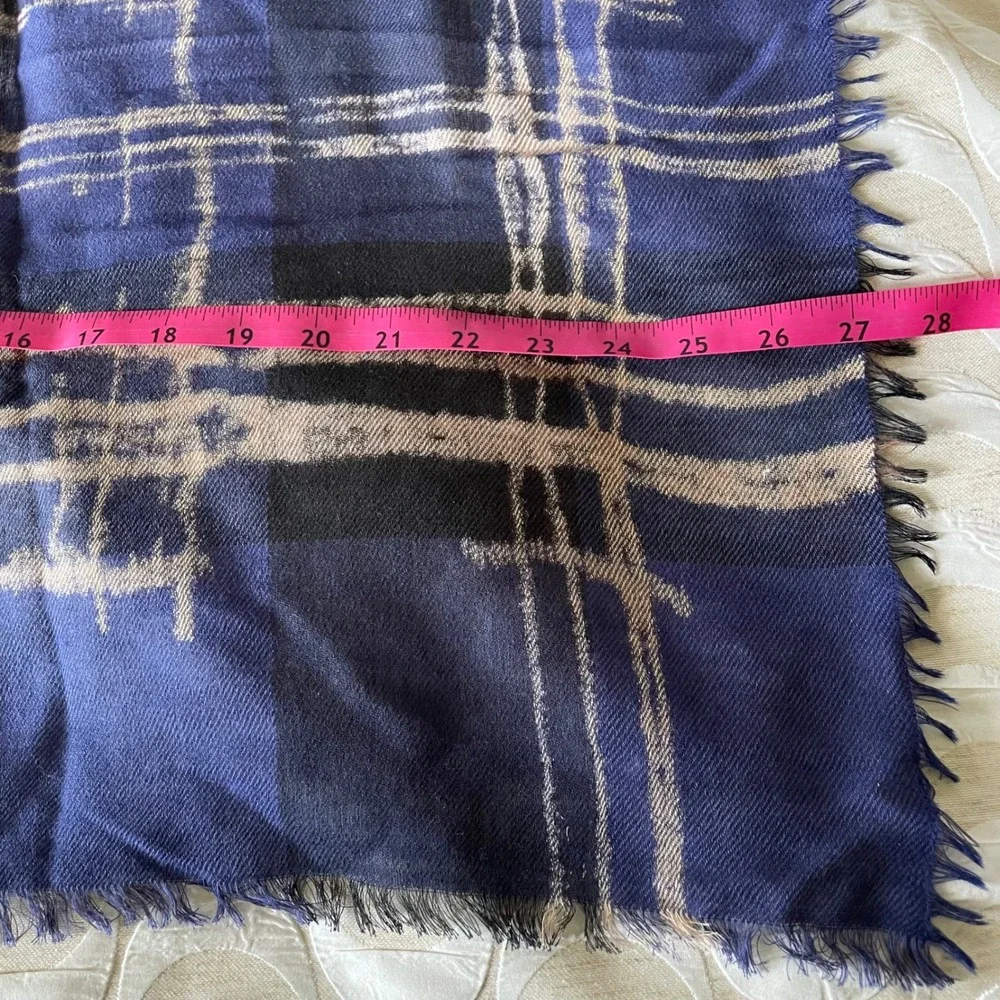 Centex Plaid Scarf Blue‎ Beige Wool Blend Fringe Oversized Wrap Shawl 28
